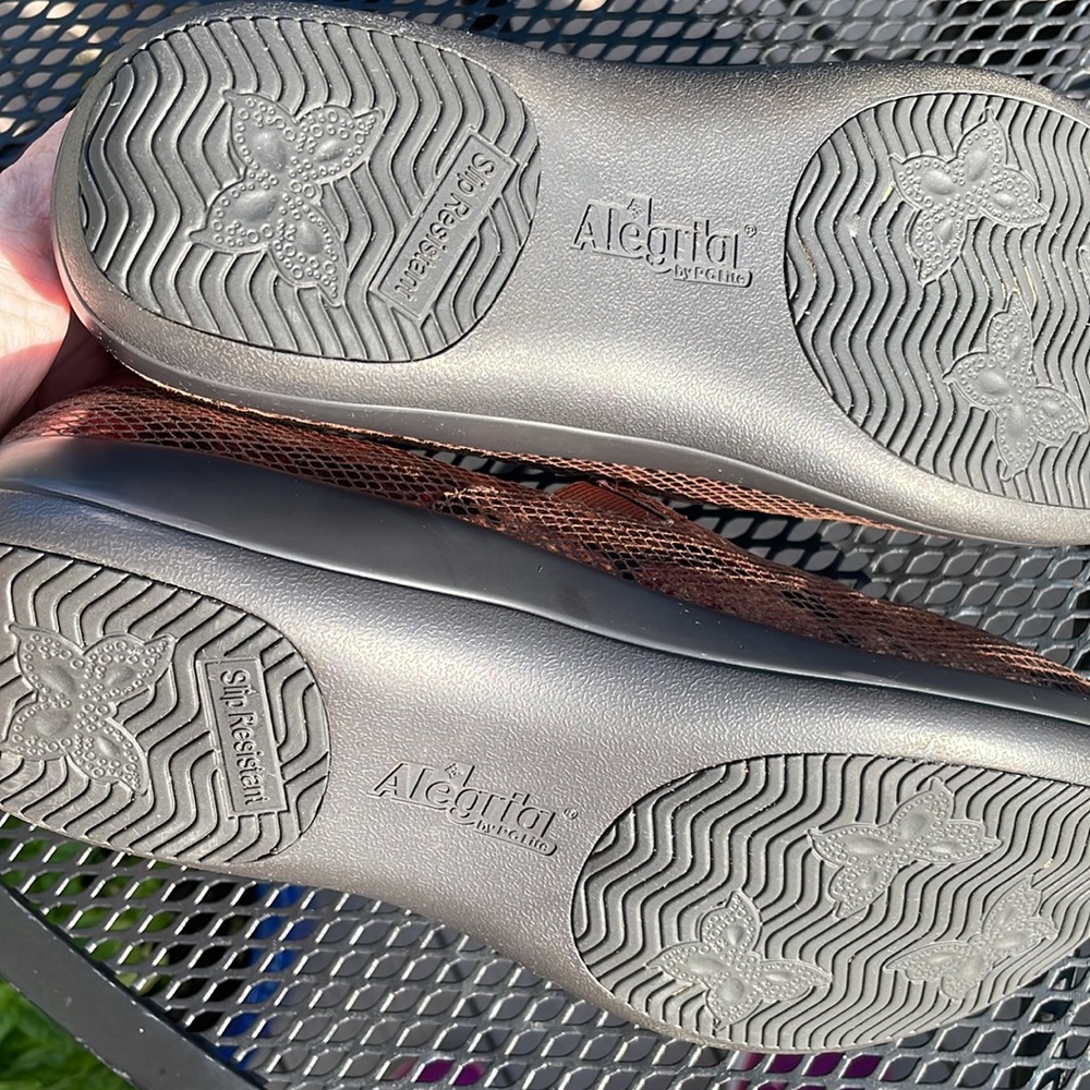Alegria copper ‘snakeskin’ shoes - Picture 5 of 7
